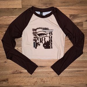 SHEIN Graphic Long Sleeve Top Size S NEW